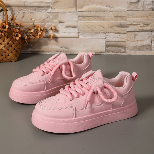 Damen Plateau-Sneaker mit dicker Laufsohle, übergroßen Schnürsenkeln und gepolstertem Knöchelbereich Shop Nory
