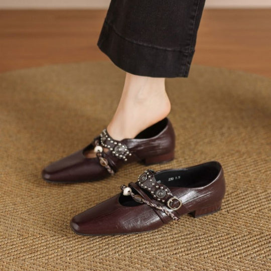 Damen elegante quadratische Mules mit niedrigem Blockabsatz, Zierriemen und Perlenapplikation Shop Nory
