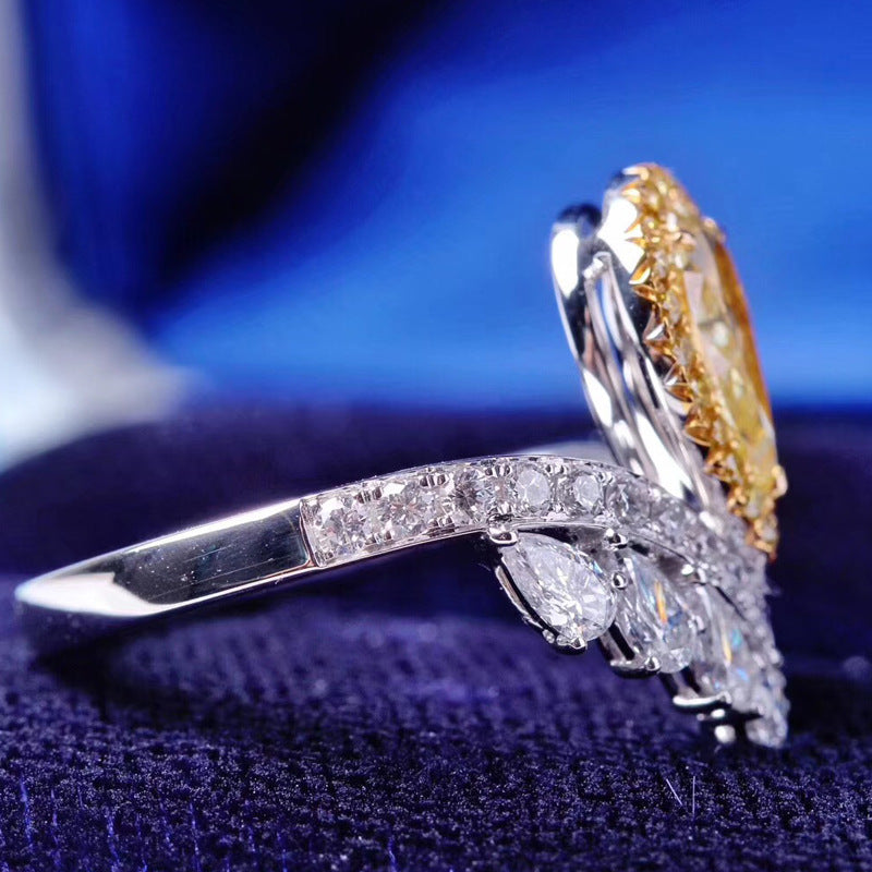 DamenEleganter Ring mit tropfenförmigem Edelstein und funkelndem Kristallbesatz Shop Nory