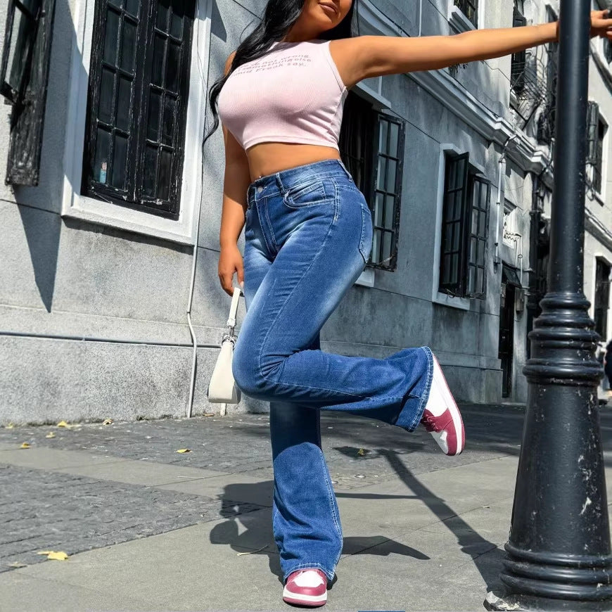 Damen Taillenhohe Schlagjeans im Retro‑Schnitt mit elastischem Taillenpanel und sculptendem Sitz Shop Nory