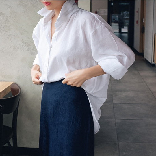 Damen Locker fallende Hemdbluse aus Leinen-Baumwollmix mit hohem Stehkragen und verlängertem Rückenteil Shop Nory