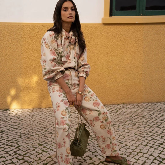 Damen Zweiteiliges Blumen-Print Co-Ord-Set mit Oversize-Blouson und High-Waist-Hose Shop Nory