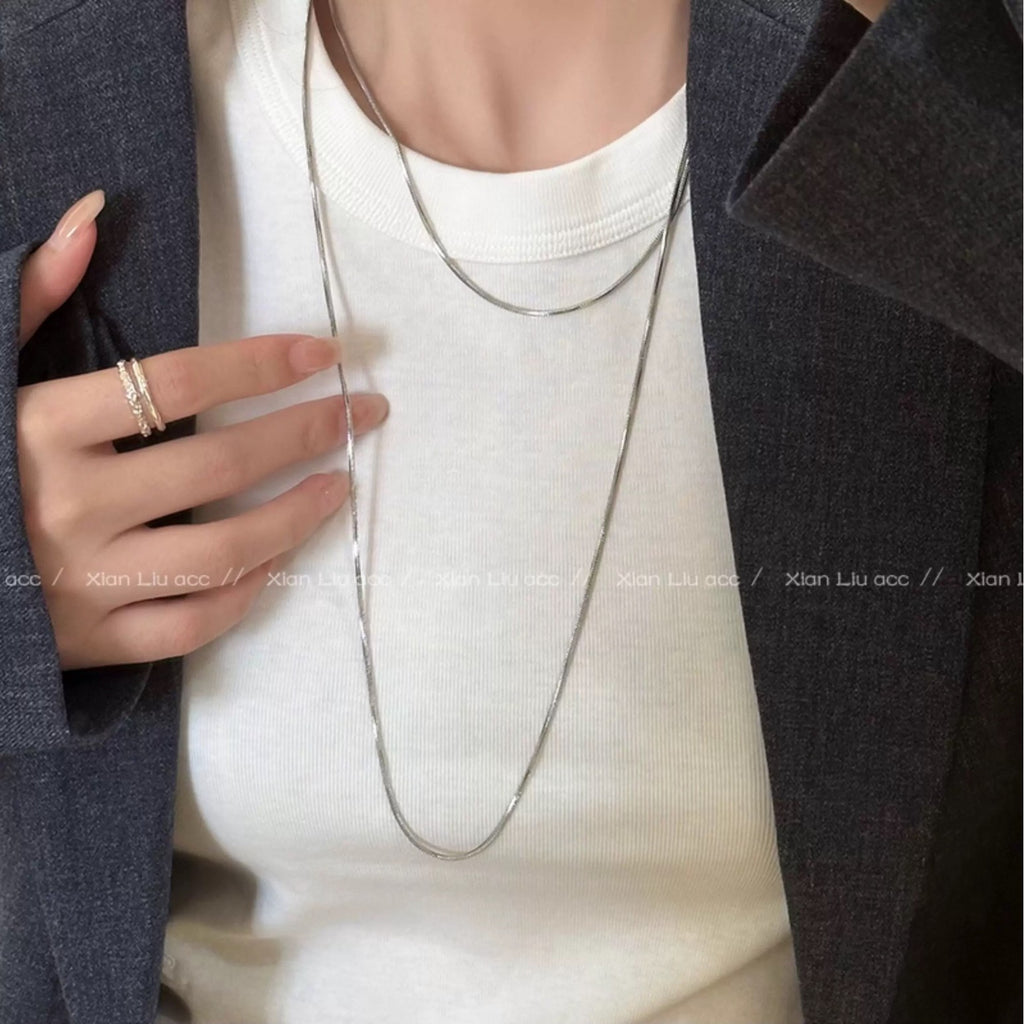 Damen mehrlagige Halskette mit elegantem Design und feinen Silberakzenten Shop Nory