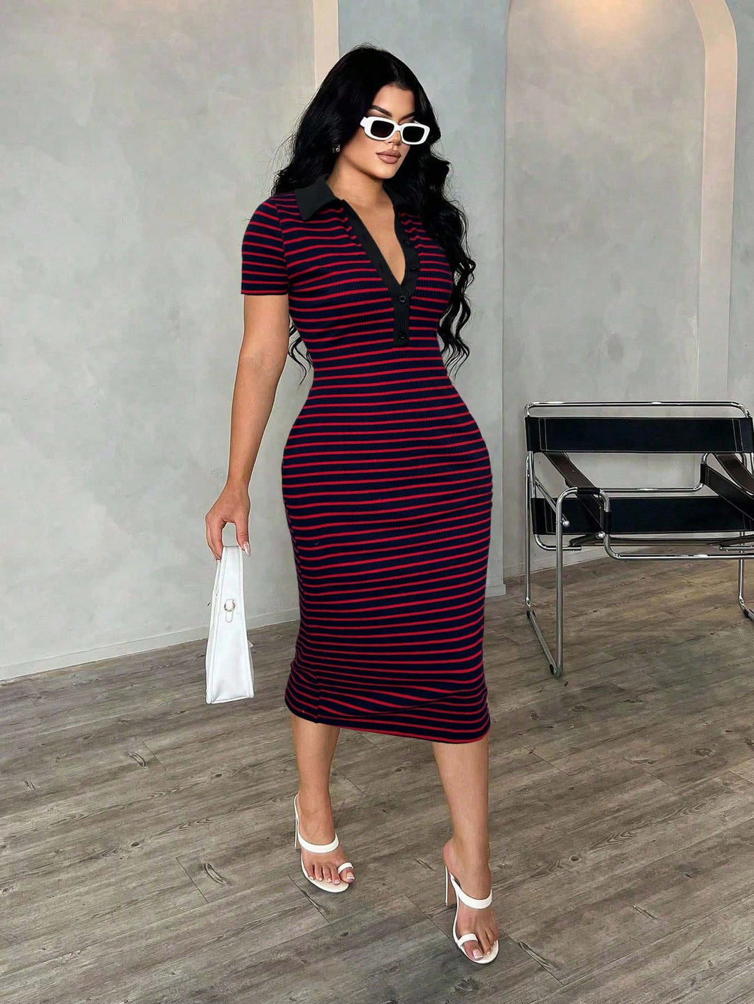 Damen Figurbetontes Polokleid im Streifen‑Look aus Rippstrick mit kurzem Ärmel Shop Nory