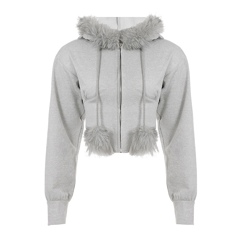 Damen nan kurzes Kapuzen‑Sweatshirt mit Kunstfellbesatz, Reißverschluss und Pompon-Kordeln Shop Nory