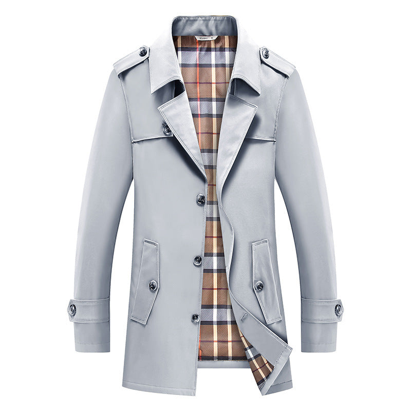Herren Kurz-Trenchcoat im klassischen Stil mit karierter Innenfütterung, Schulterklappen und Pattentaschen Shop Nory