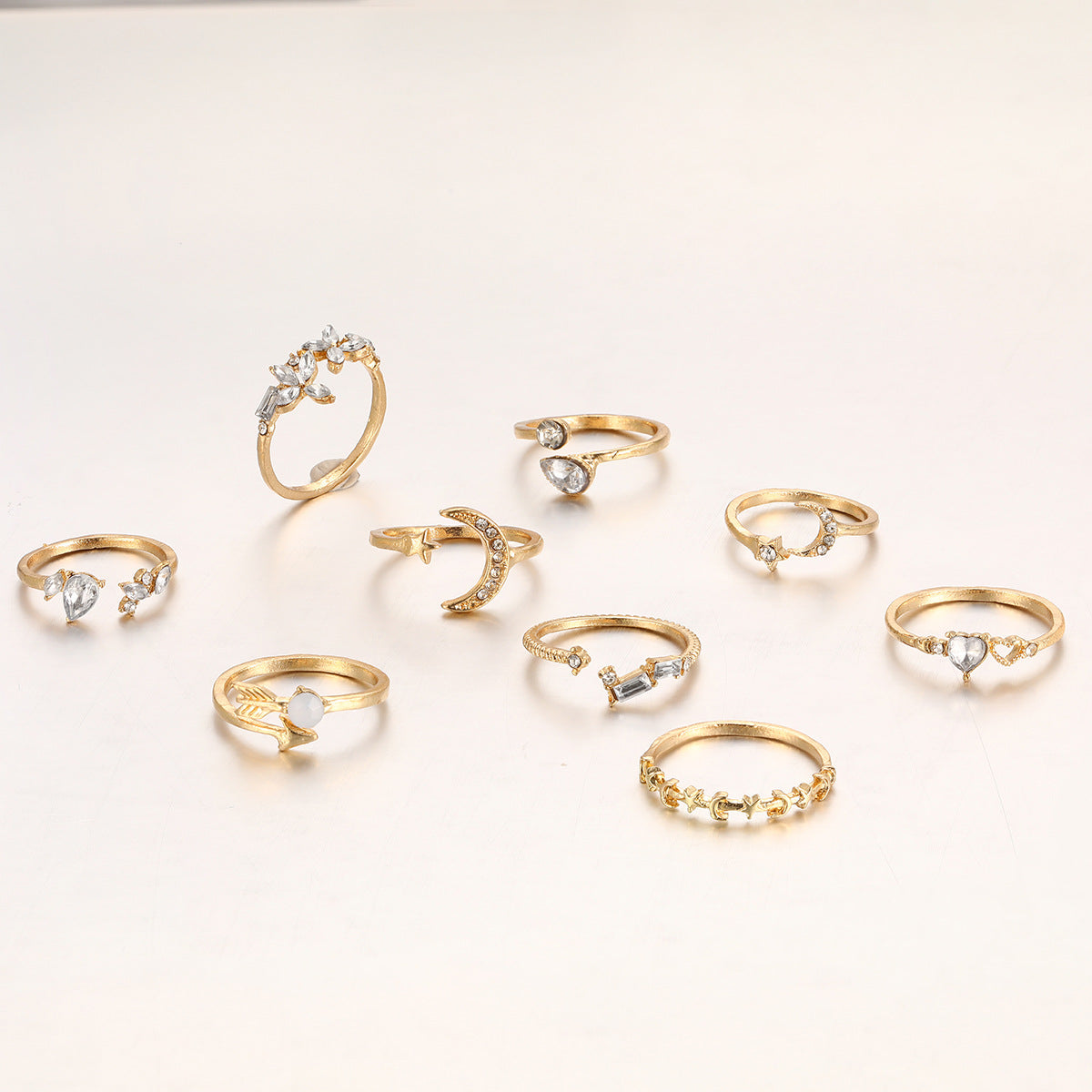 Damen Ring-Set mit herzförmigen und inschriftlichen Designs Shop Nory