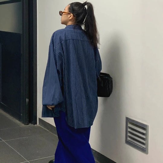 Damen Oversize-Hemd mit feiner Nadelstreifen-Optik, gerundetem Saum und überschnittener Schulter Shop Nory