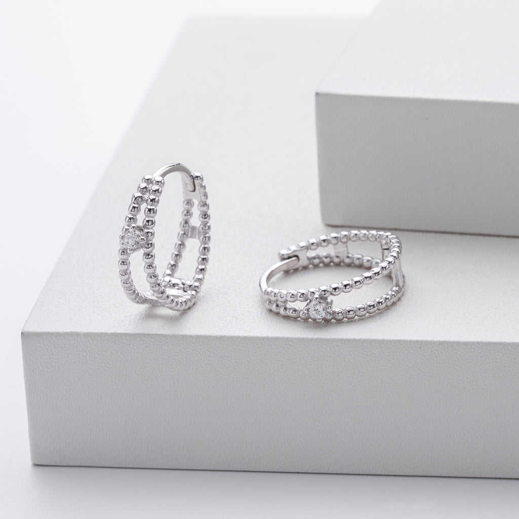 Damen Ohrstecker mit luxuriösem Zirkonbesatz und elegantem Design Shop Nory