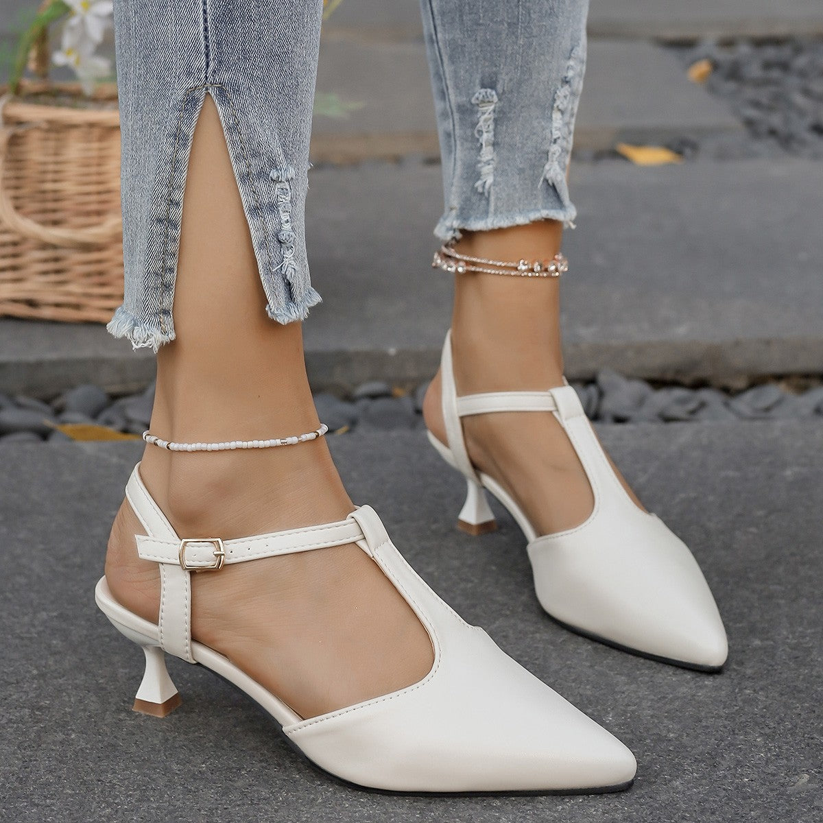 Damen Slingback-Pumps mit eleganter Spitze und komfortablem Blockabsatz