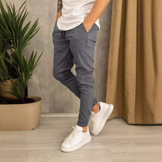 Herren nan schmal geschnittene Jogginghose mit elastischem Bund, Kordelzug und geripptem Knöchelbund Shop Nory
