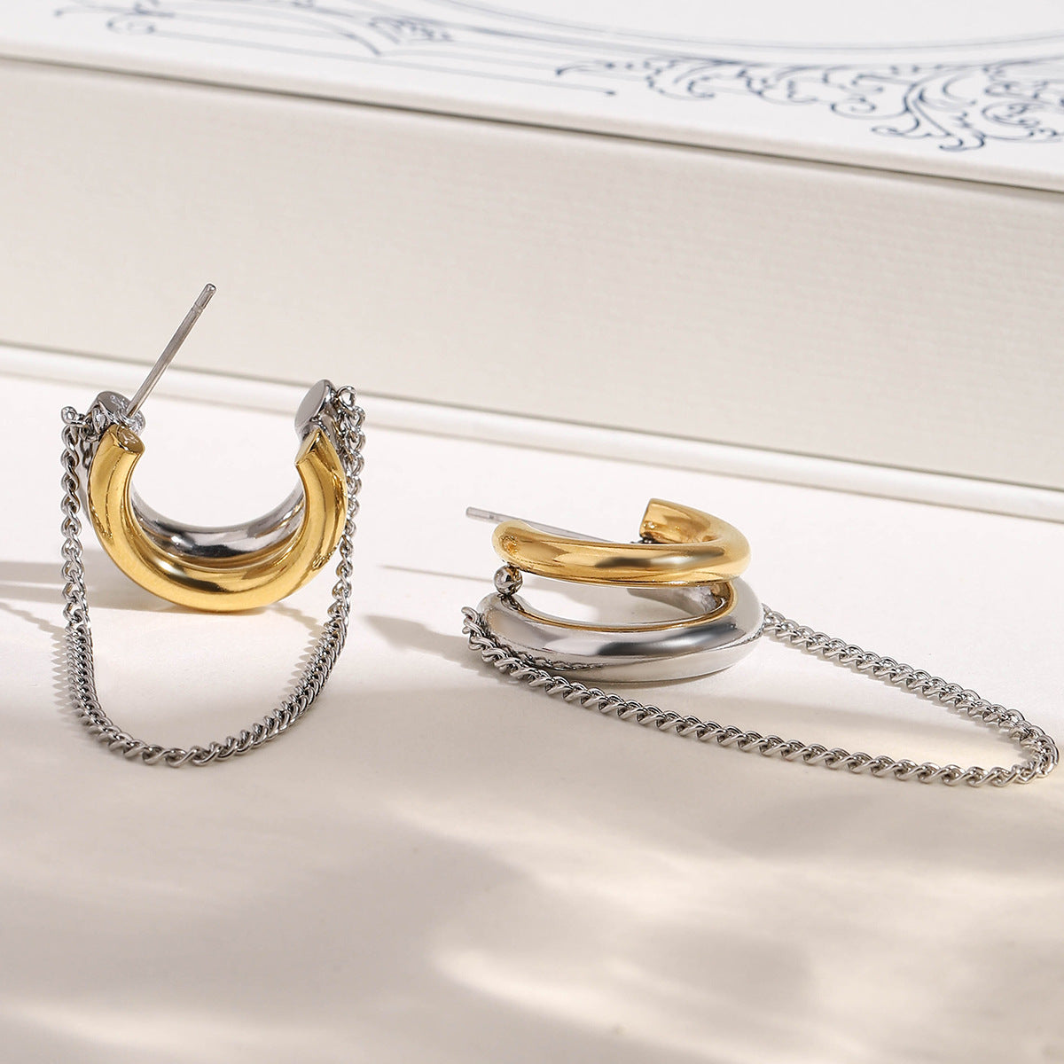 Damen Elegante Edelstahl-Ohrhänger mit Kettenanhänger Shop Nory