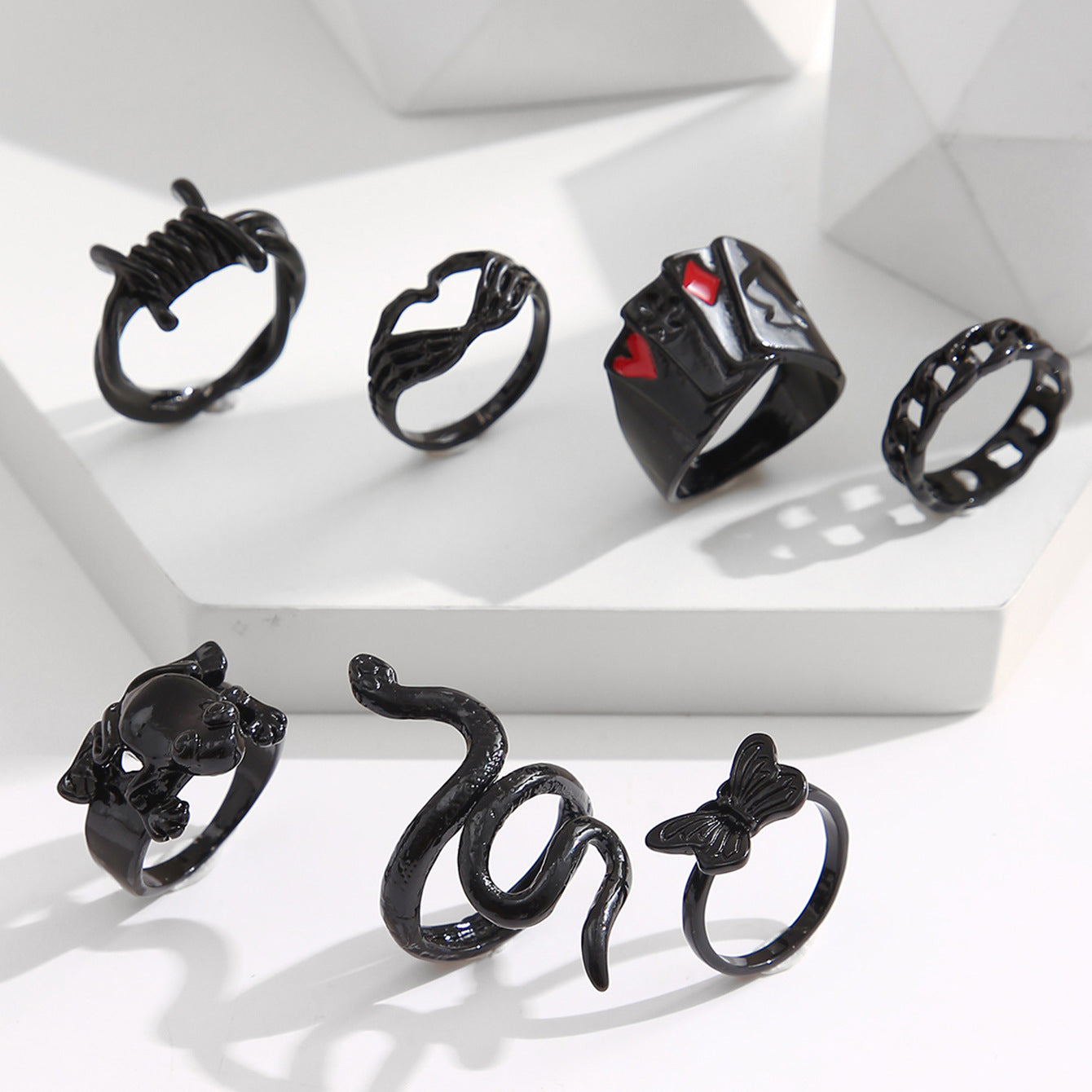Damen modisches Ring-Set mit stilvollen minimalistischen Designs Shop Nory