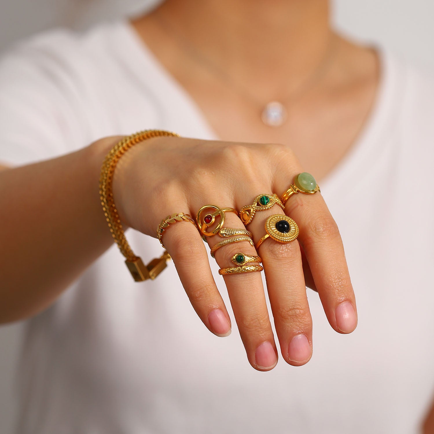 Damen Offenes Armband mit grünem Malachit-Design Shop Nory