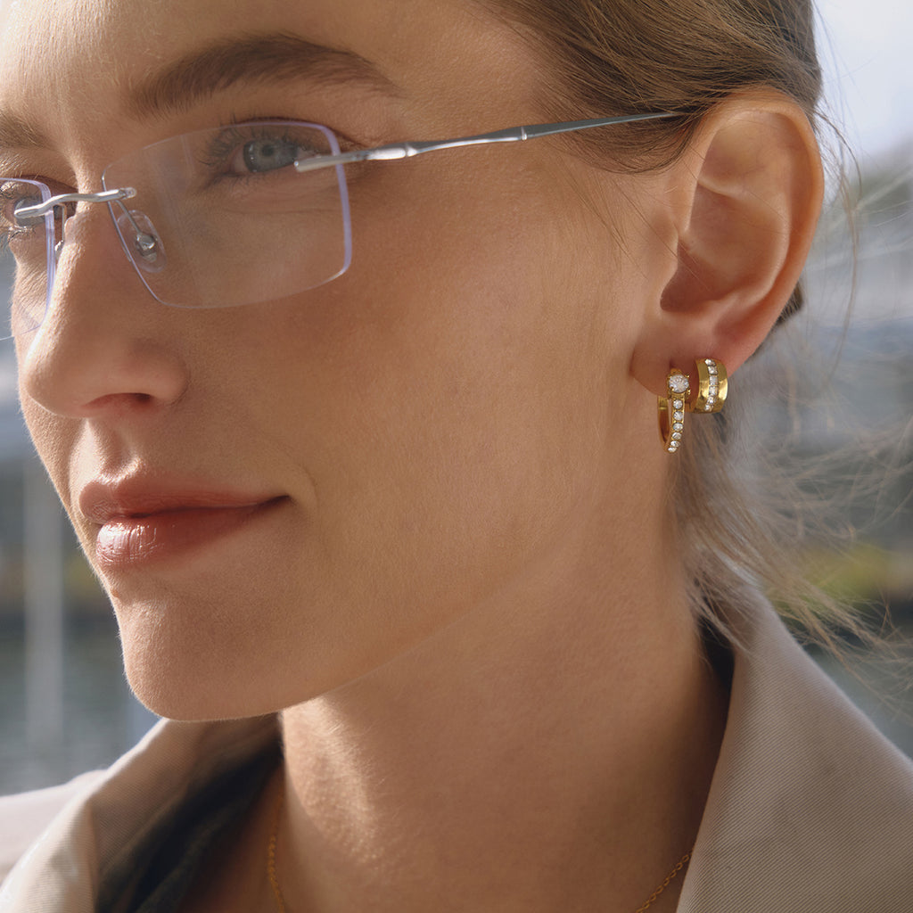 Damen Creolen mit funkelnden Zirkonia aus hypoallergenem Edelstahl Shop Nory