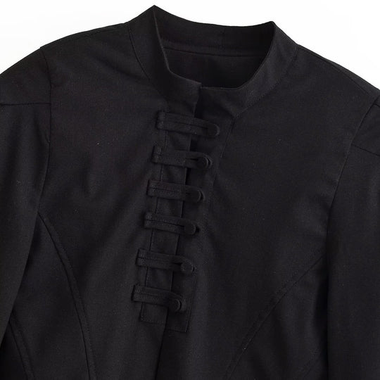 Damen kurz taillierte Jacke mit Stehkragen und dekorativer Schlaufenleiste Shop Nory
