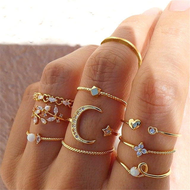 Damen Ring-Set mit kunstvollen Designs und funkelnden Zirkonia Shop Nory