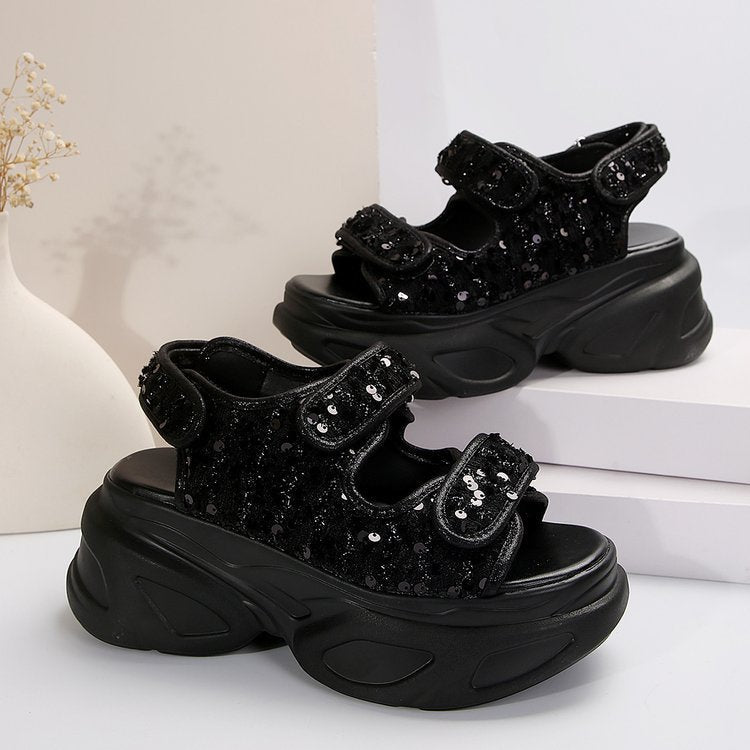 Damen Plateau-Sandalen mit verziertem Riemen und komfortabler Sohle Shopnory