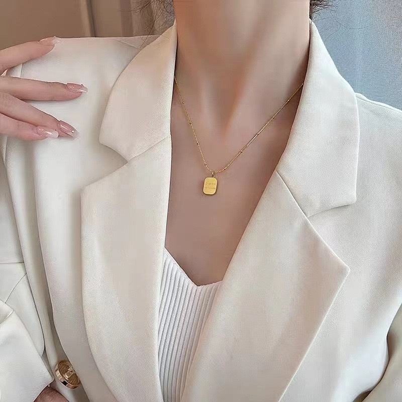 Damen Halskette mit personalisierbarem Anhänger aus hochwertigem Metall Shop Nory