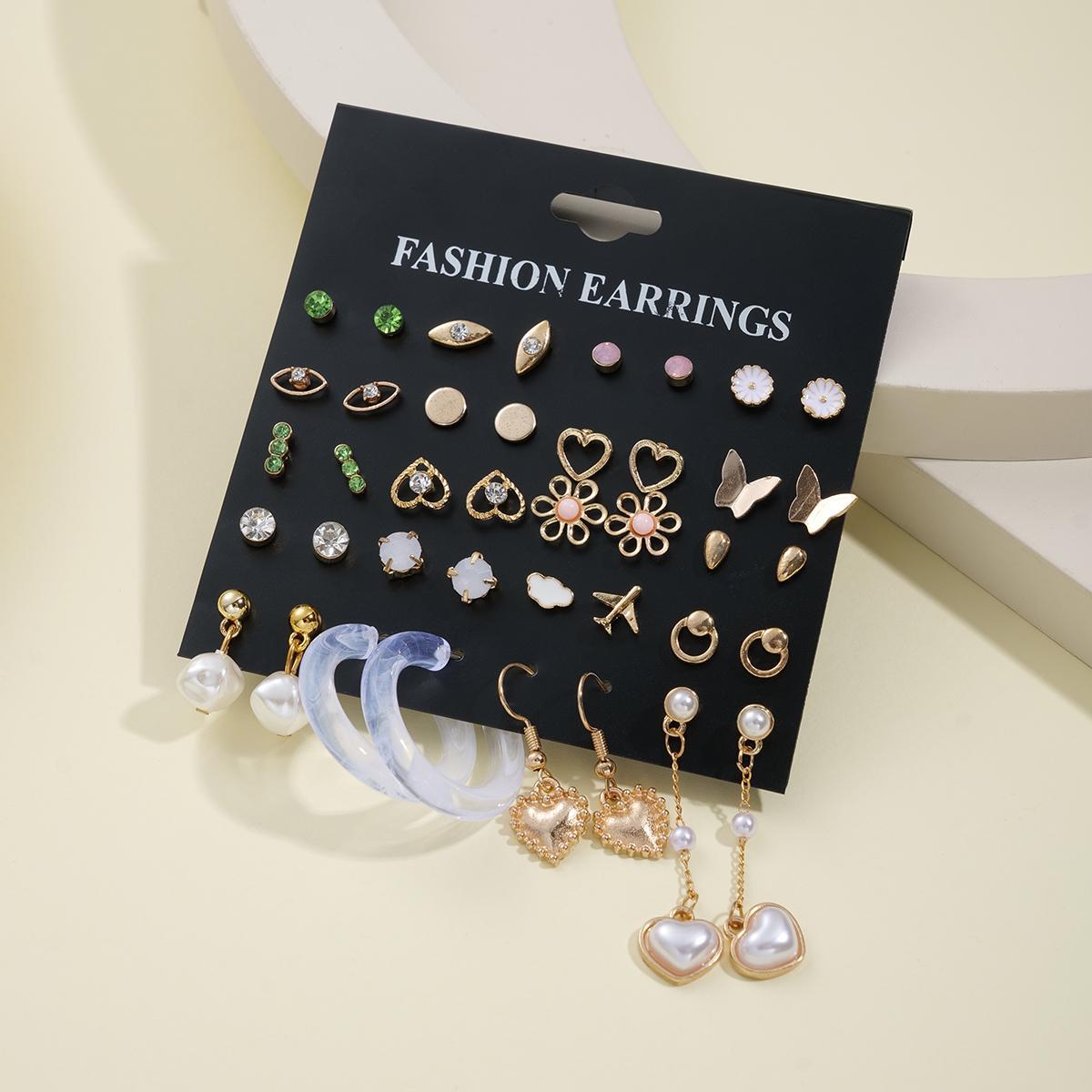 Damen Ohrstecker-Set mit vielfältigen Designs und funkelnden Akzenten Shop Nory