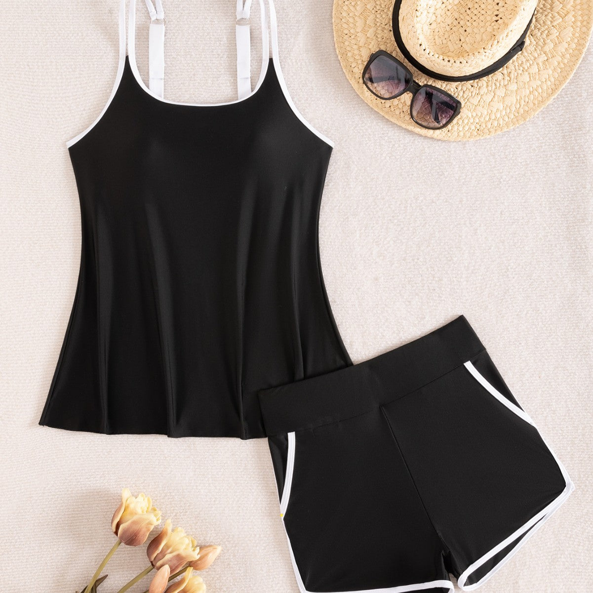 Damen Sport-Badeanzug-Set mit lässigem Oberteil und Shorts Shopnory