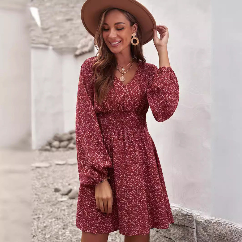 Damen zeitloses Kleid mit Raffungen