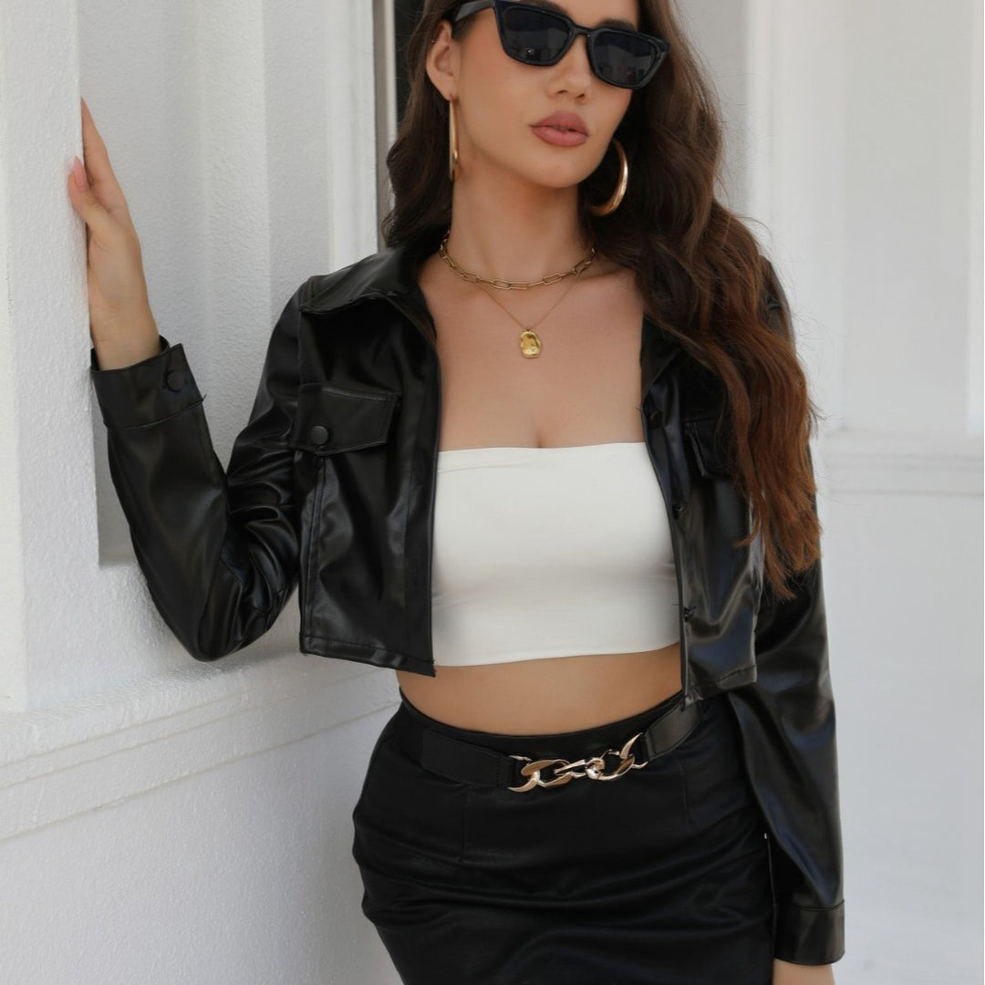 Damen Kurze Kunstlederjacke mit Hemdkragen und Druckknopfleiste Shop Nory