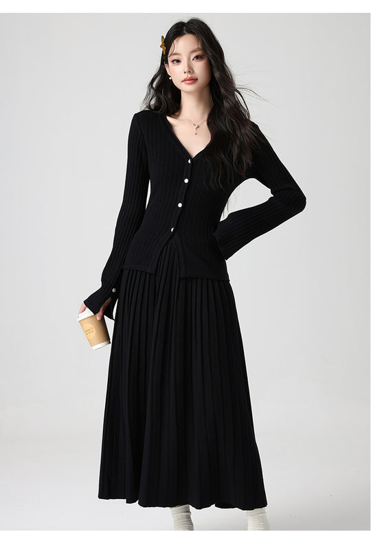 Damen Feines Strick-Set mit V-Ausschnitt Cardigan und plissiertem Maxirock Shop Nory