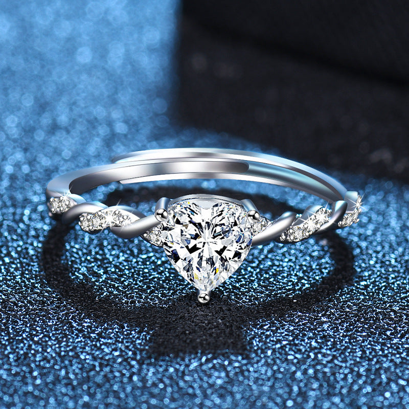 Damen Verlobungsring mit elegantem Herzdesign und funkelnden Zirkonia Shop Nory