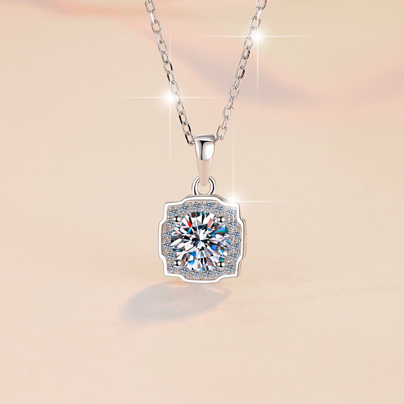 Damen elegante Halskette mit funkelndem Zirkonia-Anhänger Shop Nory