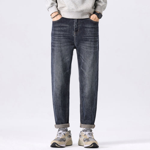 Herren konisch geschnittene Denimhose mit mittlerer Leibhöhe, relaxed Fit und dezenter Used-Optik Shop Nory