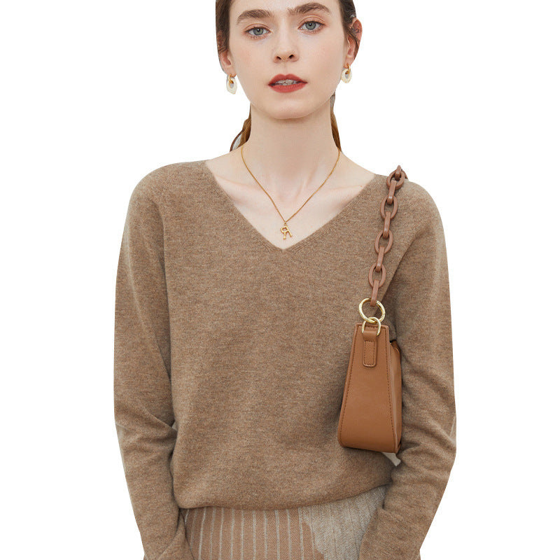 Damen Kuscheliger V‑Ausschnitt Feinstrickpullover aus Mohair‑Mix mit flauschiger Oberfläche Shop Nory