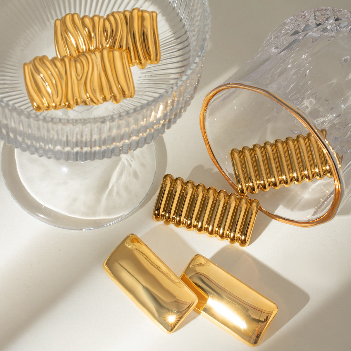 Damen Hypoallergener Edelstahlring mit modernem Wellenmuster Shop Nory