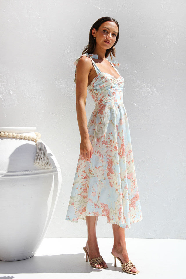 Damen Sommerliches Blumenkleid mit elegantem Spaghettiträger-Design