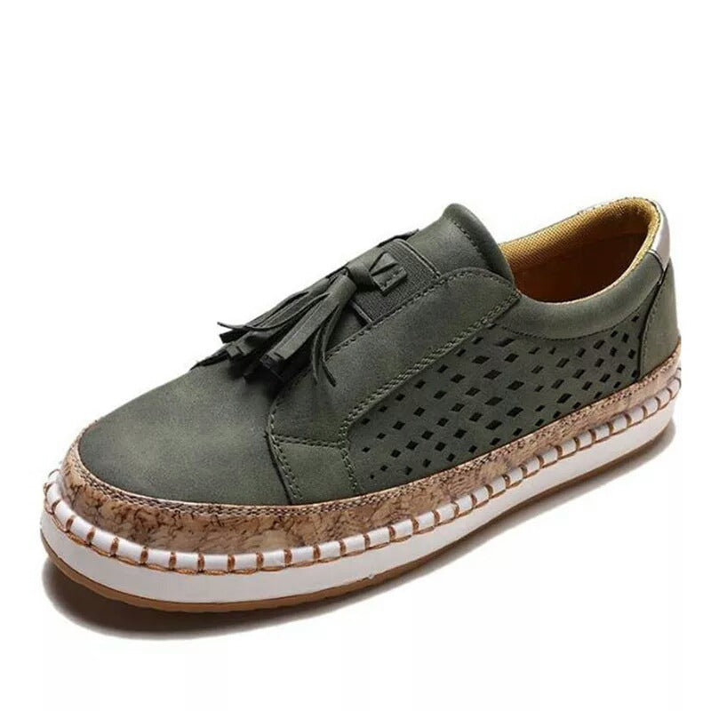 Damen lässige Slip-On Loafer mit Quaste perforiertem Obermaterial und Korkdetails Shop Nory