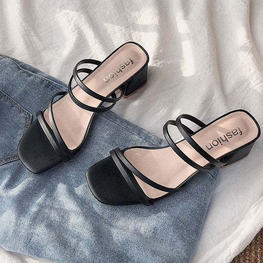 Damen elegante Absatzsandalen mit raffinierten Riemen