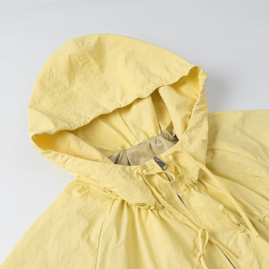 Damen Leichte Kapuzen-Windjacke mit Tunnelzug, Cropped-Schnitt und elastischen Bündchen Shop Nory