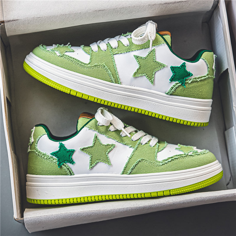 Damen modische Sneakers mit gesticktem Sternendesign und lässigem Look