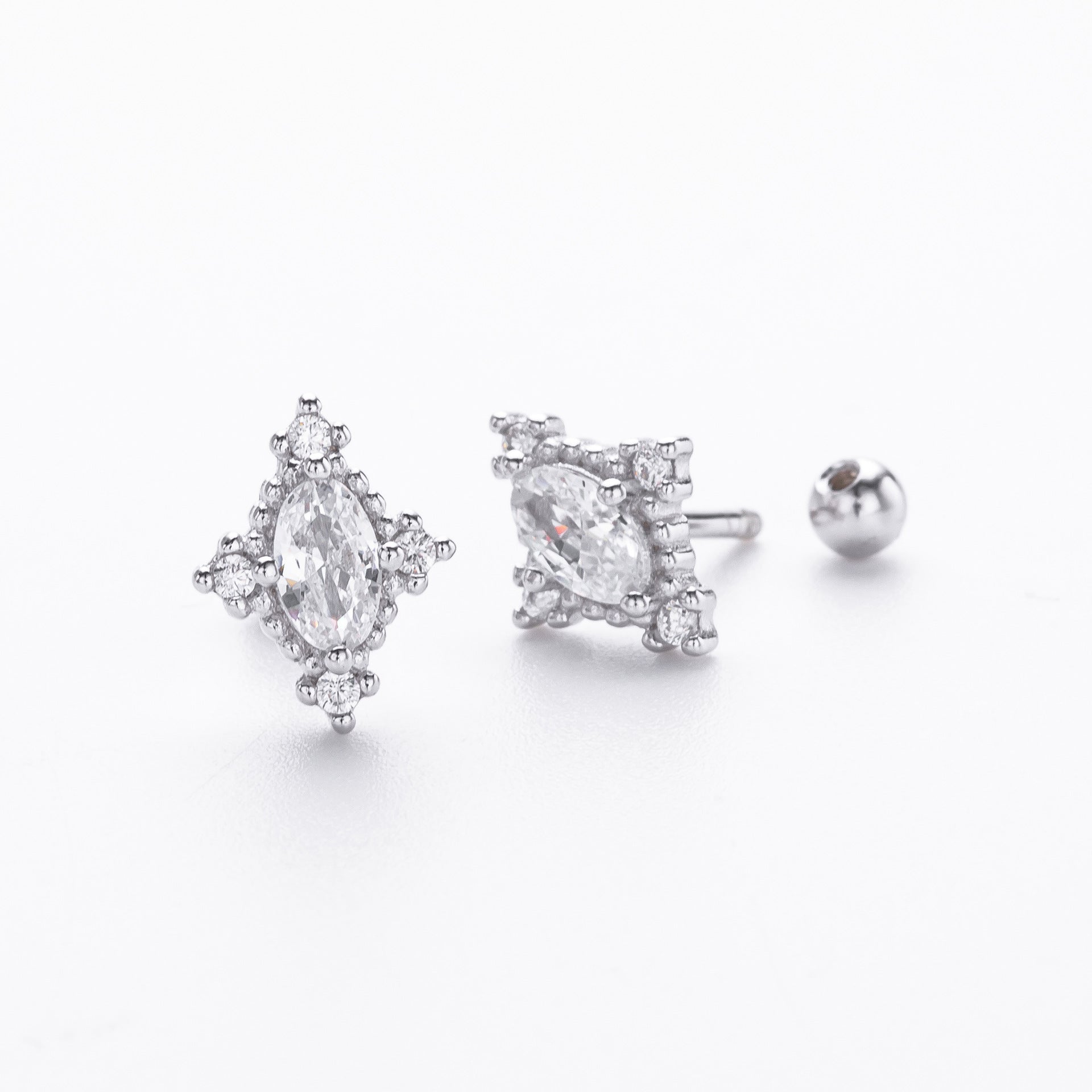 Damen Ohrstecker mit funkelnden Zirkon-Akzenten und hochwertiger 925 Sterlingsilberfassung Shop Nory