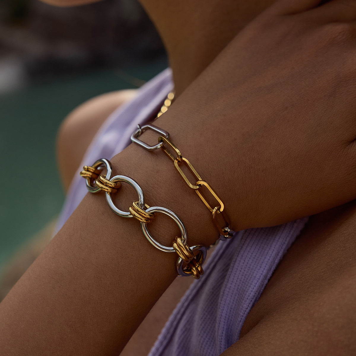 Damen Armband mit modernem Kettenmuster und verstellbarem Verschluss Shop Nory