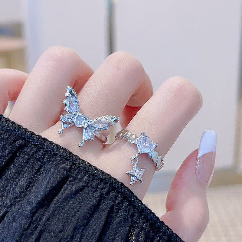 Damen Schmuckring mit herzförmigem Kristall und charmantem Anhänger Shop Nory