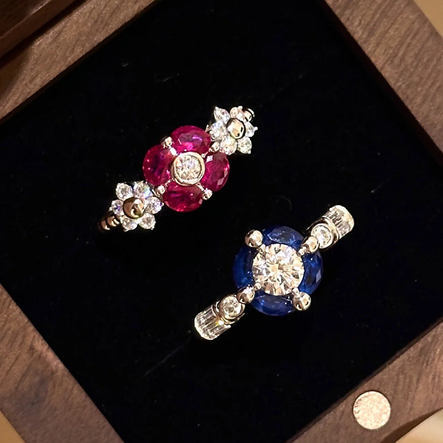 Damen Schmuckring mit floralem Design und funkelnden Zirkonia Shop Nory