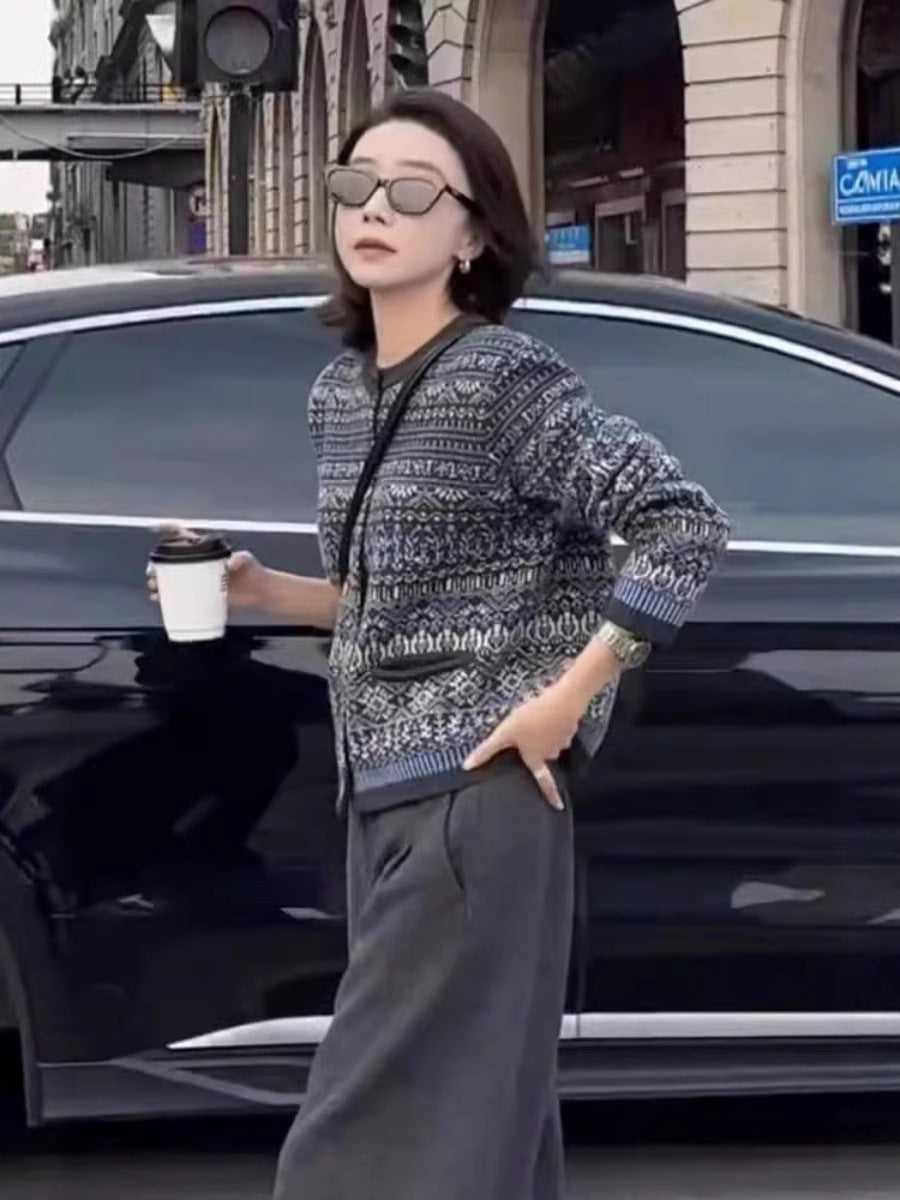 Damen Kurzjacke-Cardigan mit Jacquard‑Muster, Rippbündchen und Rundhals Shop Nory