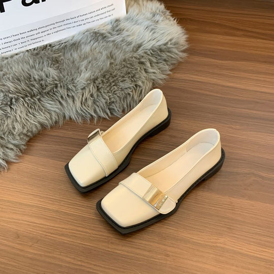 Damen Elegante Loafer mit quadratischer Zehenkappe und goldener Zierplatte Shop Nory