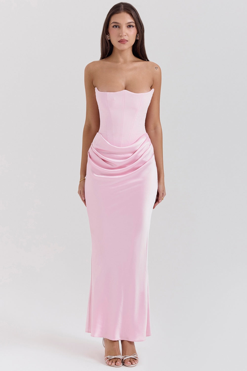 Damen Elegantes Abendkleid mit Herz-Ausschnitt und schimmerndem Oberteil Shopnory