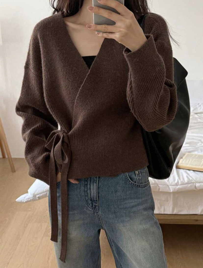 Damen Wickel-Strickjacke mit V-Ausschnitt, Taillenschleife und Ballonärmeln Shop Nory