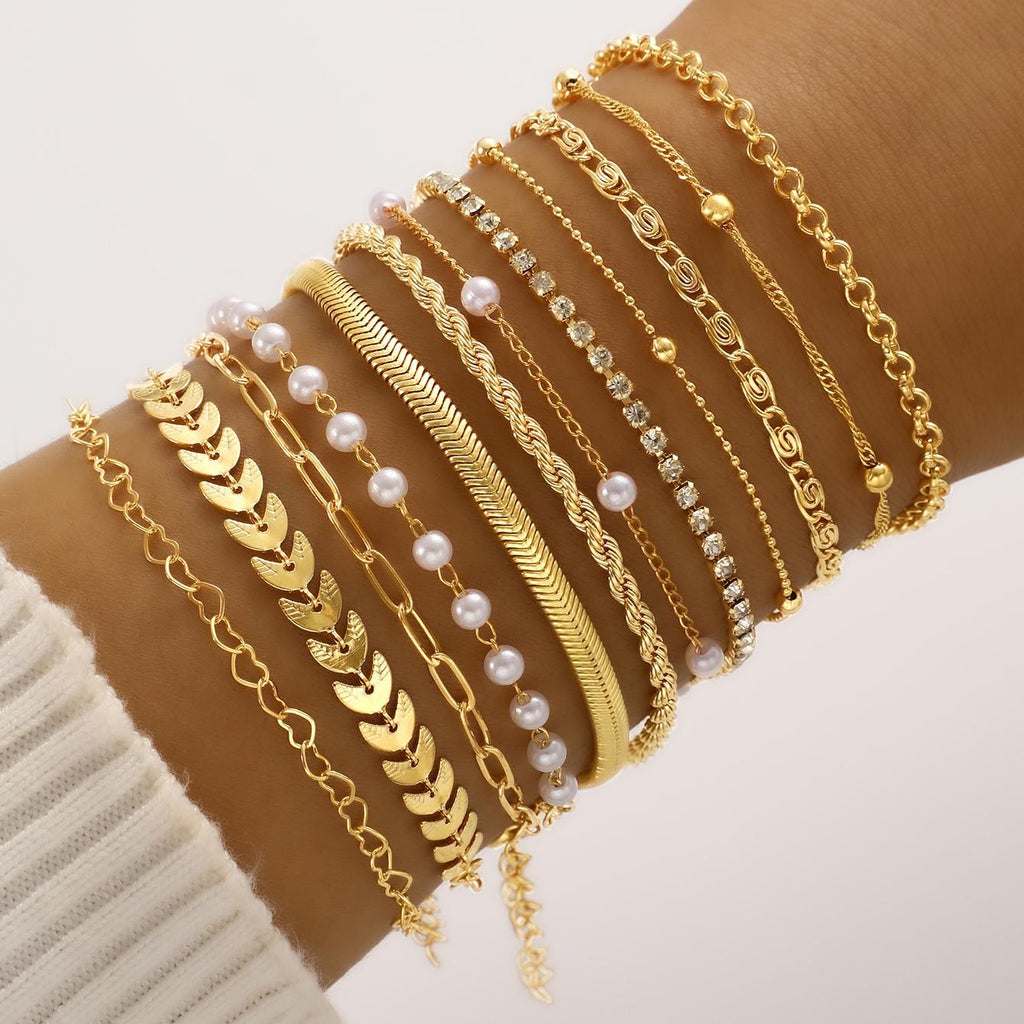 Damen Armband-Set mit funkelnden Kristallen und eleganten Kettendesigns Shop Nory