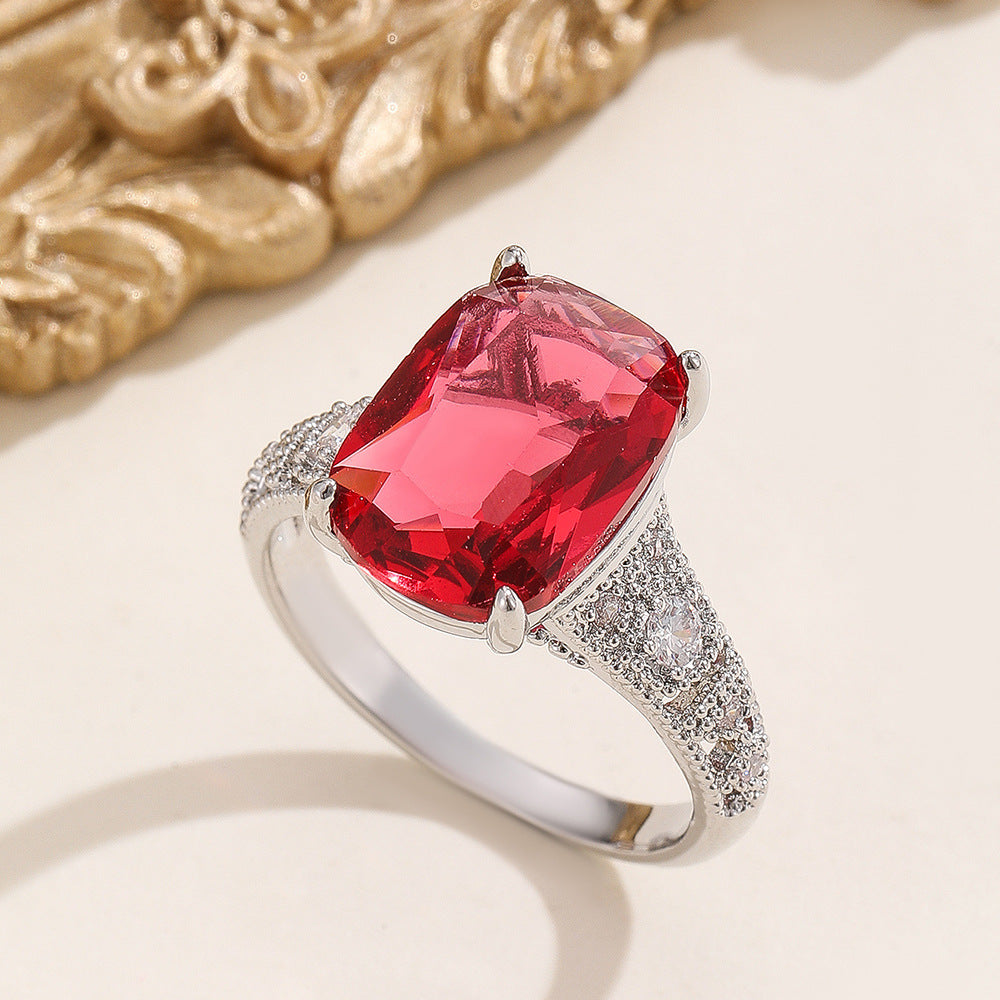 Damen Eleganter Ring mit grünem Edelstein Shop Nory