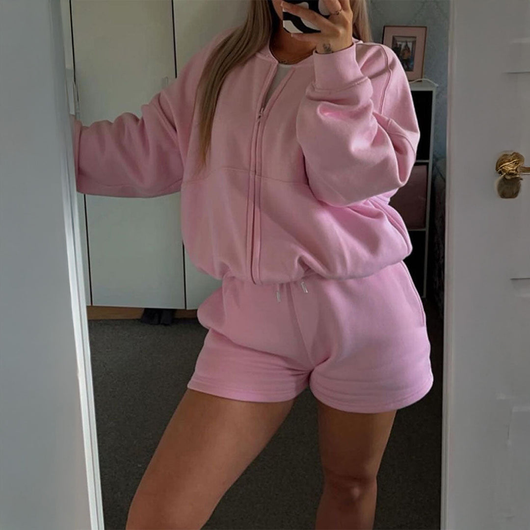 Damen nan zweiteiliges Sweat-Set mit oversized Reißverschluss-Jacke und elastischer Highwaist-Shorts Shop Nory