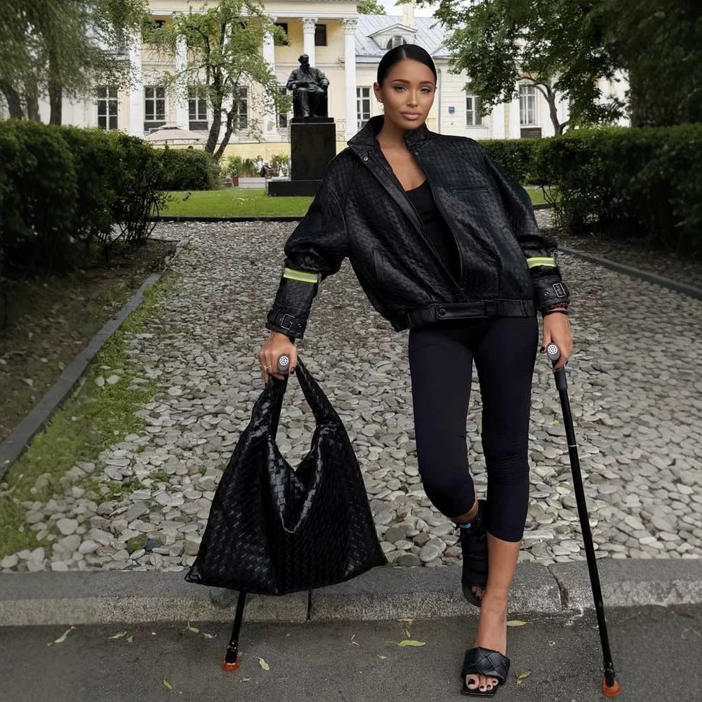 Damen Boxy-Outdoor-Bomberjacke mit hohem Kragen und reflektierenden Bündchen Shop Nory